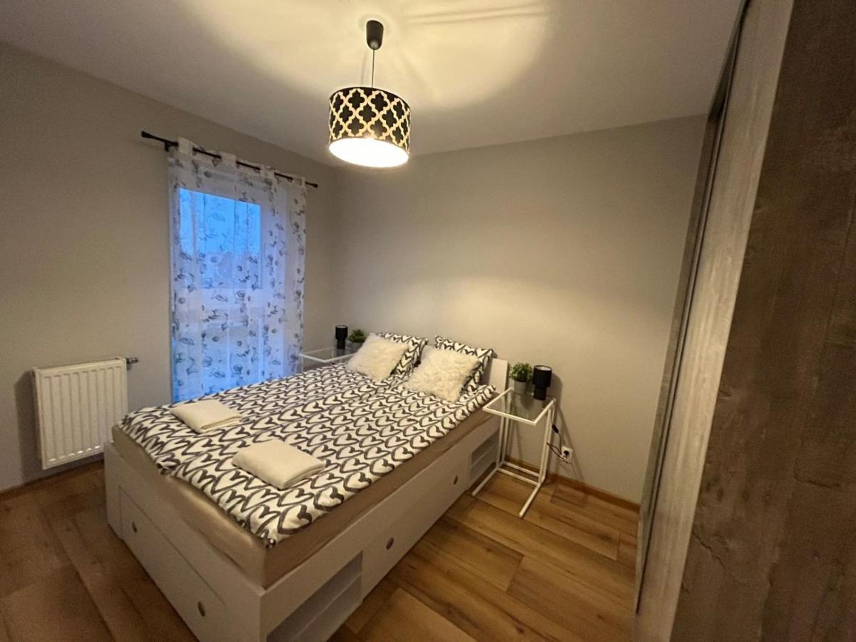 Gingerbread Apartment Торунь Екстер'єр фото